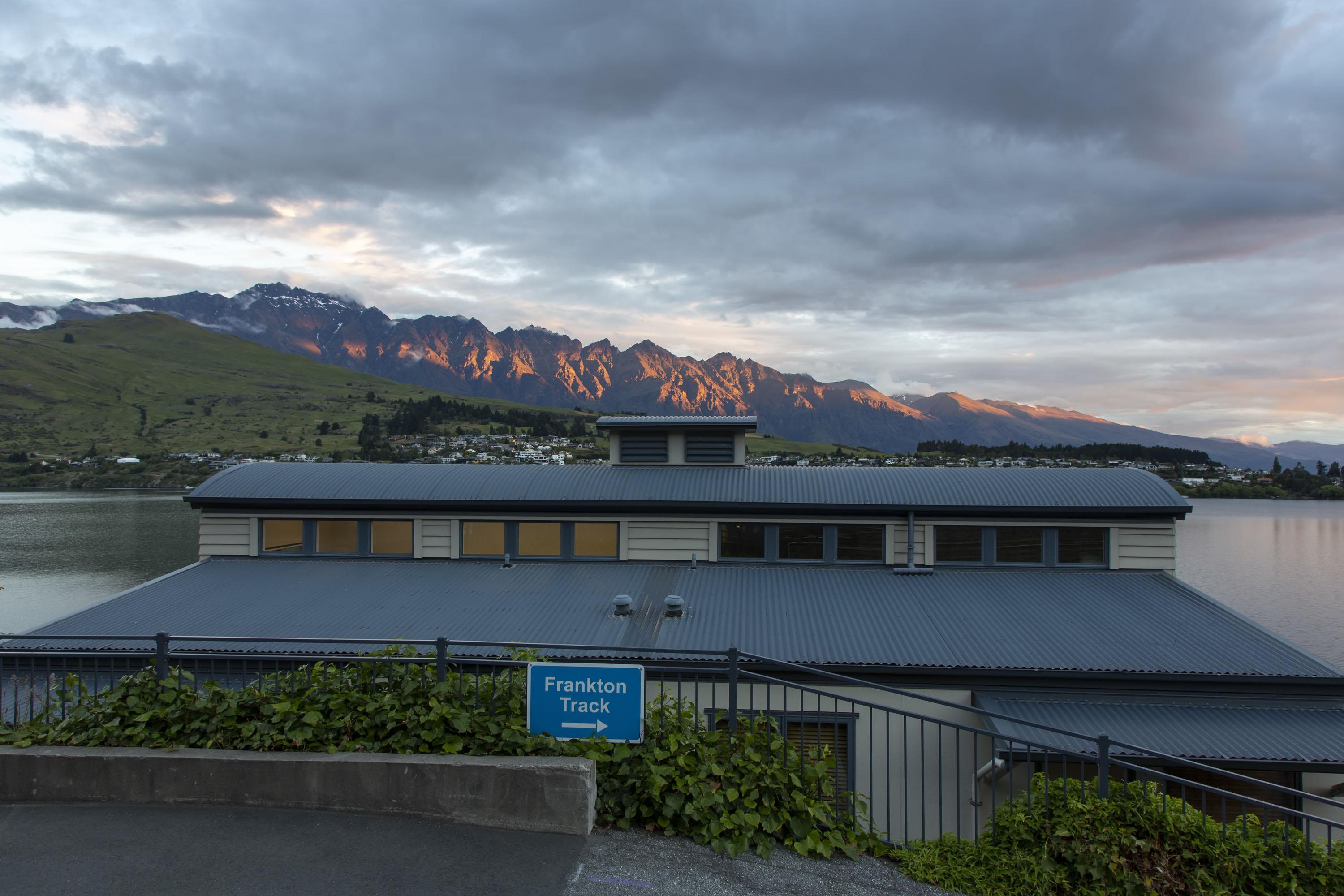 Peppers Beacon Aparthotel Queenstown Buitenkant foto